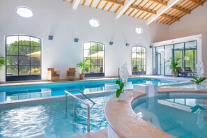 Piscine couverte