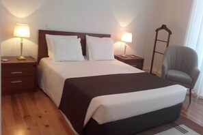 1 bedroom, iron/ironing board, free WiFi