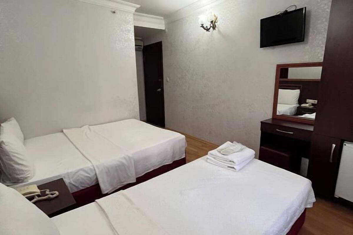 Desk, free WiFi, bed sheets