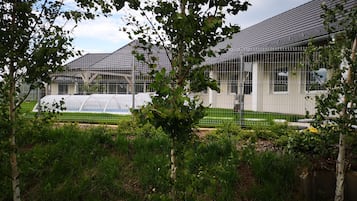 Enceinte de lâhĂ©bergement