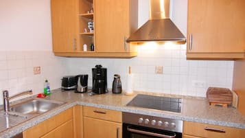 KylskÄp, ugn, spishÀll och diskmaskin