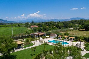 Seasonal outdoor pool, open 10:00 AM to 8:00 PM, pool umbrellas - Zigo's Hotel - Special Class (Ortaca)