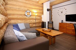 Smart TV, fireplace - Blockhaus in Trassenheide (Trassenheide)