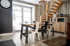 Dining - Holiday home with sauna and pool, 4 bedrooms (Choczewo)