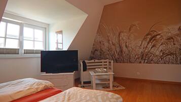 3 Schlafzimmer, Reisekinderbett, kostenloses WLAN