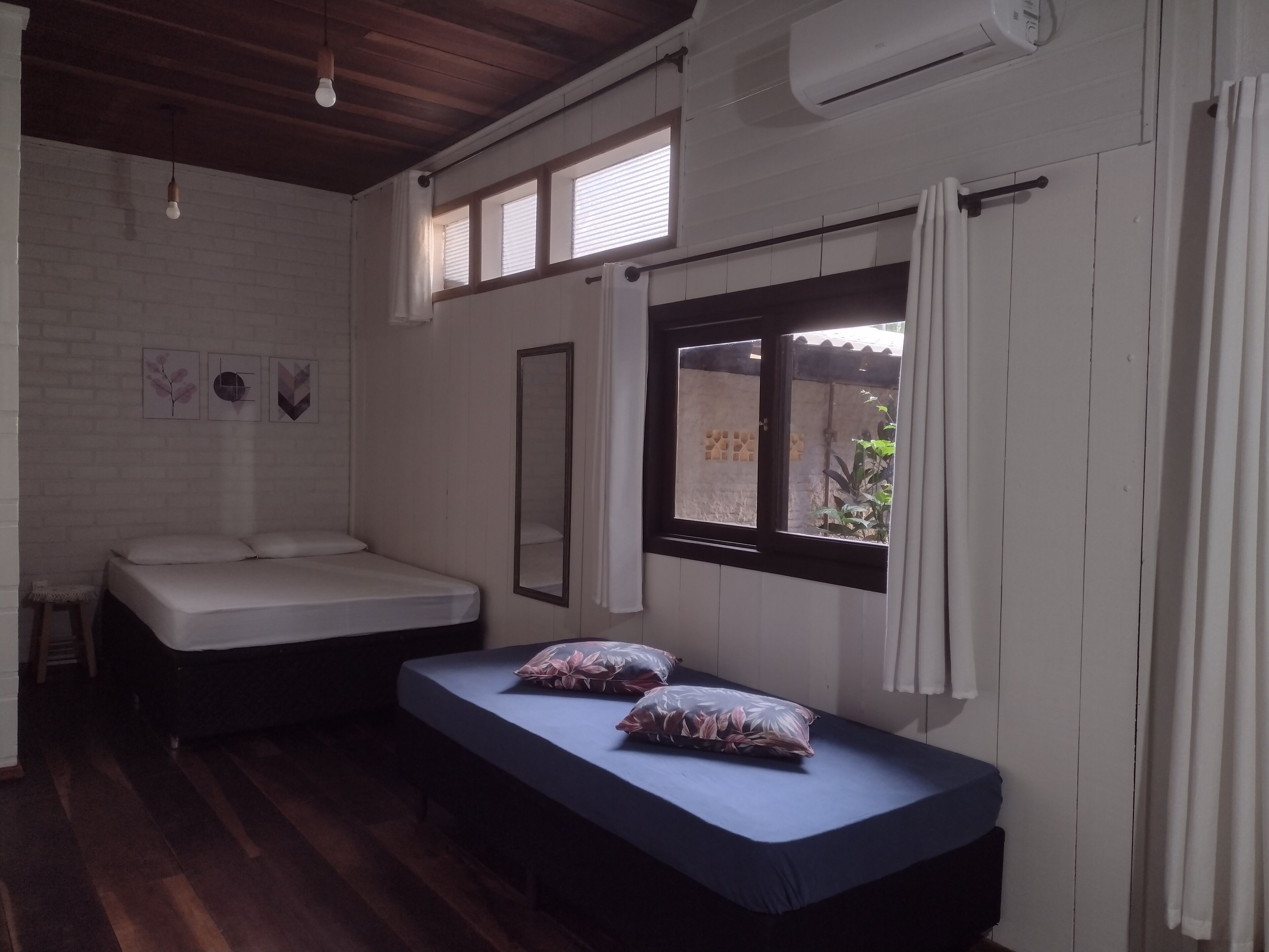 House 100 meters from the beach, with great location.