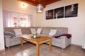 Smart TV - Doppelhaushälfte Bernsteinhaus II, Trassenheide (Trassenheide)