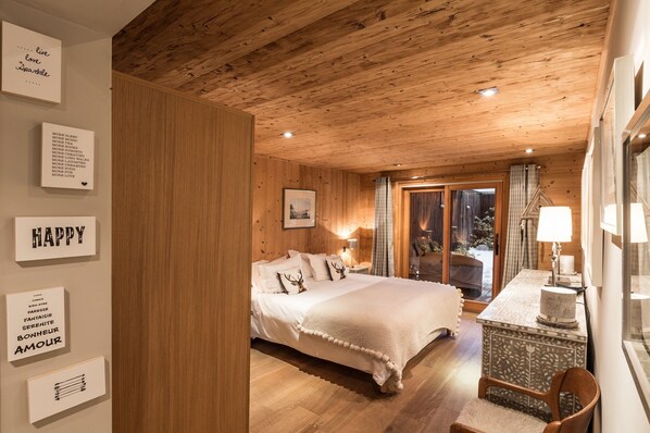 4 chambres, fer et planche à repasser, Wi-Fi