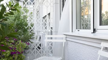 Superior Apartment, Balcony, City View | Balcony