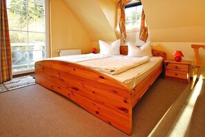 4 habitaciones, cuna de viaje y wifi gratis