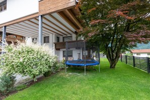 Garden [summer]