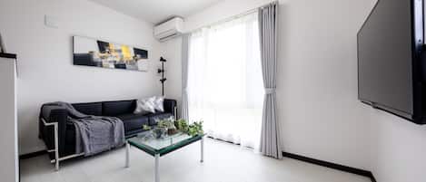 Villa, 3 Bedrooms | Living area | Flat-screen TV, Netflix