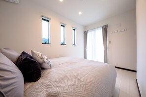 3 habitaciones, wifi gratis y ropa de cama 