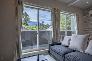 Villa, 3 Bedrooms | Living area
