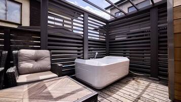 Apartment, 3 Bedrooms | Terrace/patio