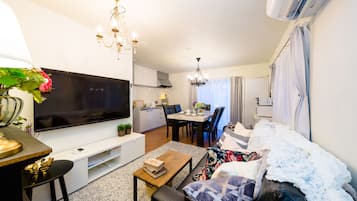 Villa, 3 Bedrooms | Living area | TV