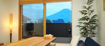 Mt. Fuji Akatsuki Kuu