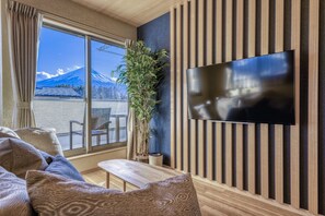 Mountain view - Oriya Mt.Fuji -Miyabi- (Fujikawaguchiko)