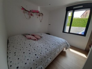 3 Schlafzimmer, Bügeleisen/Bügelbrett, kostenloses WLAN, Bettwäsche