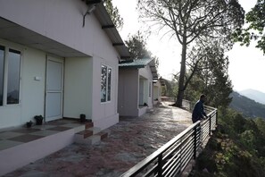 Terrace/patio - The Moksha Heights (Nainital)