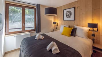 Apartamento | Decoración individual, mobiliario individual, escritorio