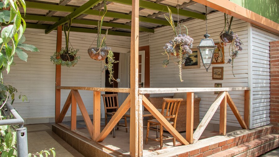 D2W Residency Suites