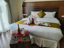 1 bedroom, iron/ironing board, free cribs/infant beds, free WiFi