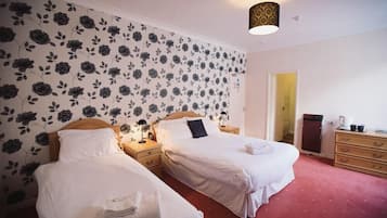 Double or Twin Room | Iron/ironing board, bed sheets