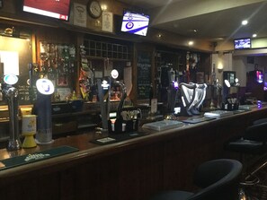 Bar (en la propiedad)