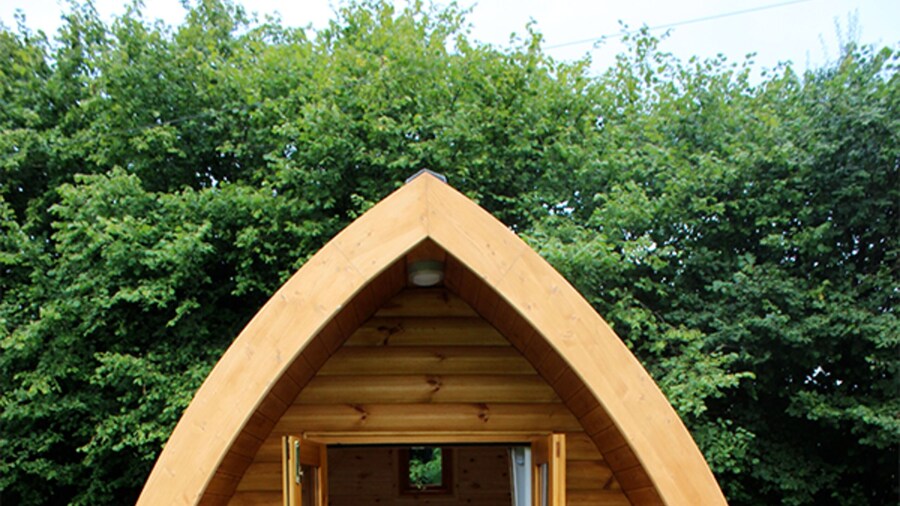 Broadstone Park Camping & Fishery