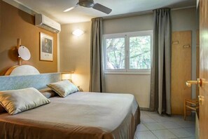 2 chambres, lit parapluie, Wi-Fi gratuit