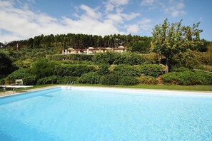 Holiday Home Swimming Pool - Estate in Monte Serra with Pool & Olive Views (Pisa)