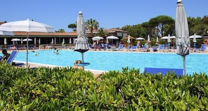 Villa in Cecina Mare nahe Sandstränden