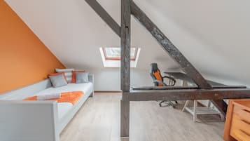 1 habitación, colchones Select Comfort y decoración personalizada