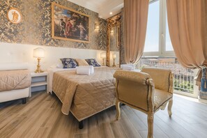 Quarto quádruplo luxo | Lençóis italianos Frette, roupas de cama premium, edredons de pluma