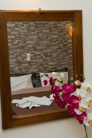 スタジオ シービュー | アイロン / アイロン台、WiFi (無料)、ベッドシーツ