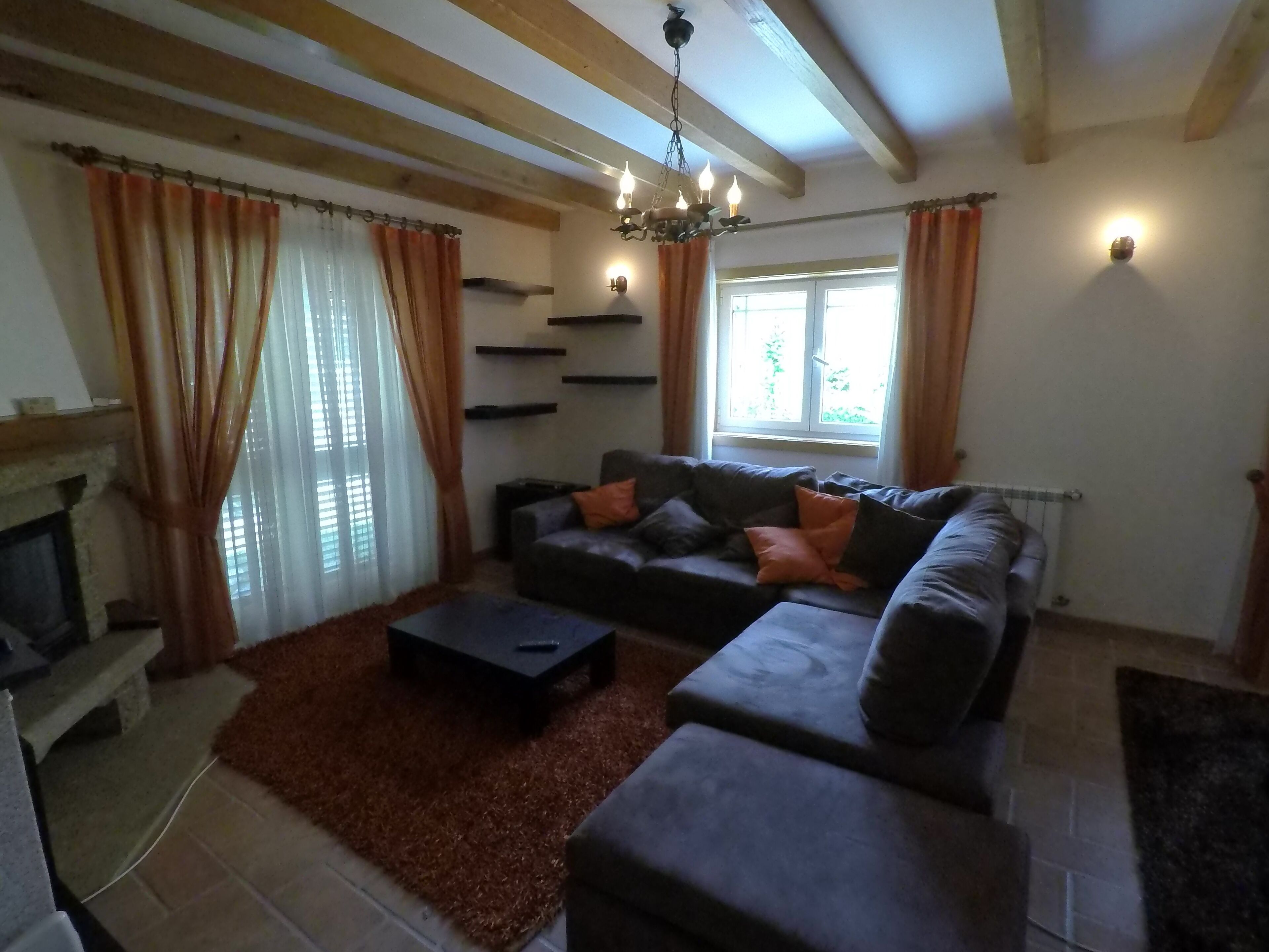 Valadas Guest House - 4 Bedroom Villa with Pool