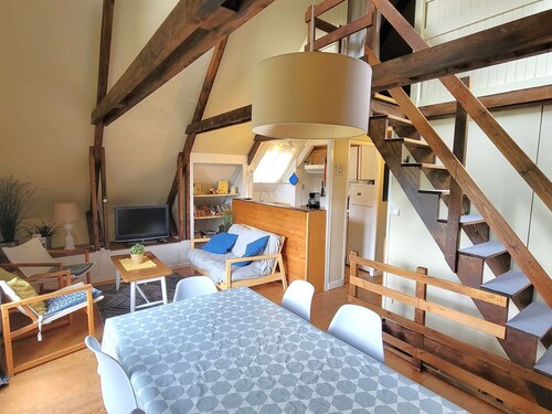 Charming Chalet in Saint-Michel-de-Chaillol, 7 ppl, south balcony