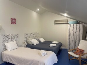 1 chambre, fer et planche Ă repasser, Wi-Fi, draps fournis