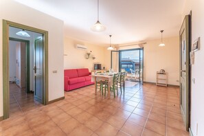 Smart TV - Spacious apartment near Beach & Pool (Santa Teresa Gallura (SS))