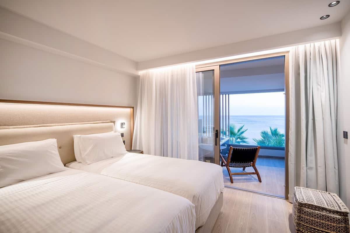 Dazzling Blue Sea View Outdoor Hot Tub