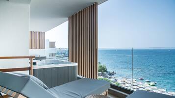 Dazzling Suite Outdoor Hot Tub | Minibar, safe på rommet, lydisolert og barnesenger (inkludert)
