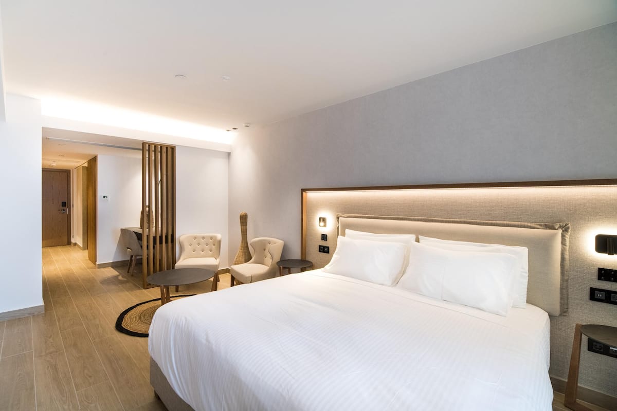 Double Room (Urban Chic)