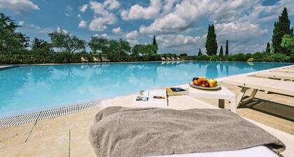Casa rural en Toscana con piscina y tenis