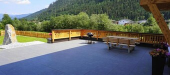 Apartment in Flachau near Ski Slopes