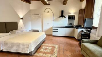 1 Schlafzimmer, Schreibtisch, WLAN