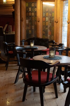 Restaurant - Hunderfossen Snøhotell (Lillehammer)