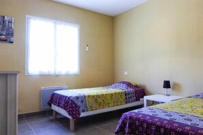 3 bedrooms, internet