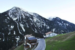 Esterni