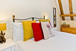 Apartment, 1 Bedroom | 1 bedroom, individually decorated, individually furnished - Abbey Nest (Battle)